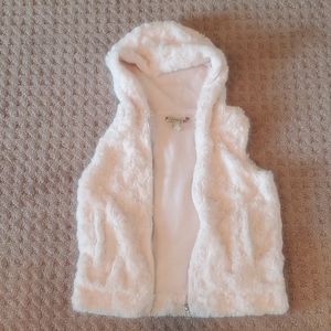 Faux fur light pink vest - girls